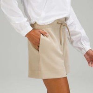 Lululemon Athletica Soft Ambitions High Rise Trench Tan Shorts ~ Size 12